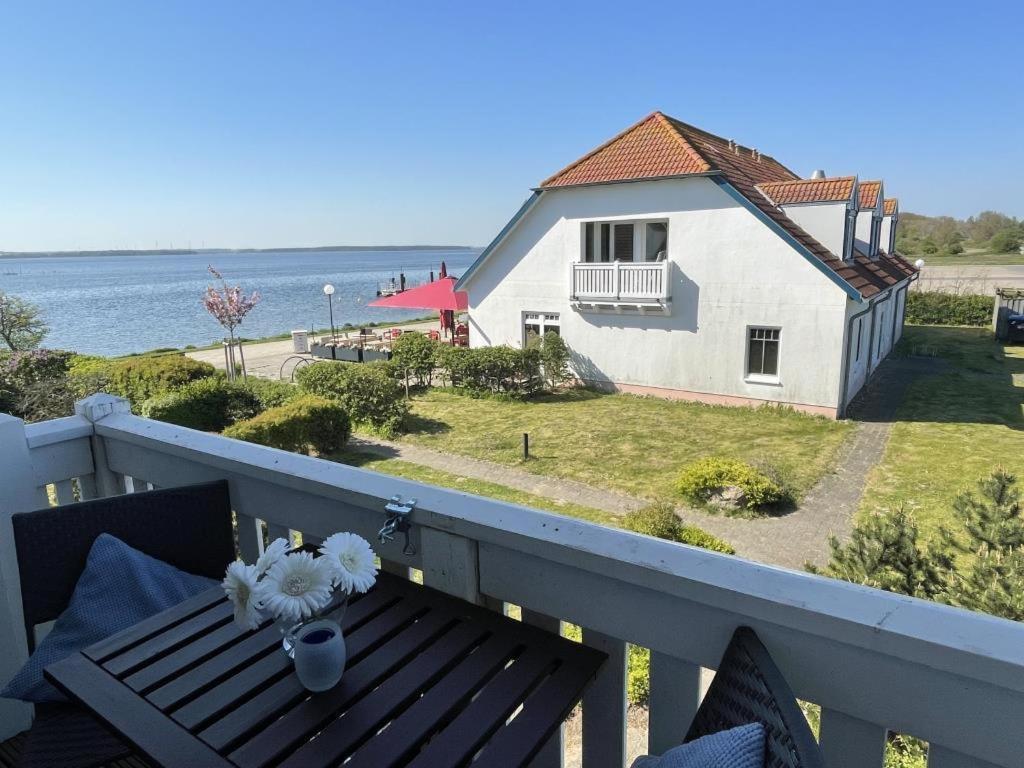 Fewo 02 Ferienwohnung Mit Meerblick Rerik Bagian luar foto